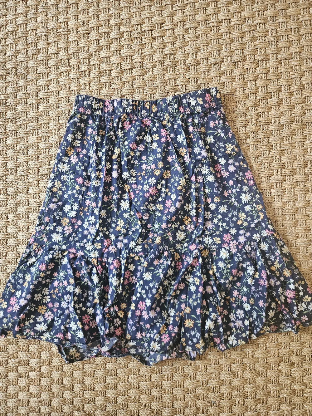 Old Navy Girls Navy Floral Tiered Skirt